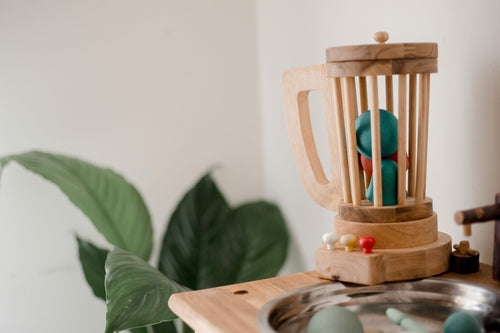 Kindora Wooden Blender Toy — Montessori Pretend Play Kitchen