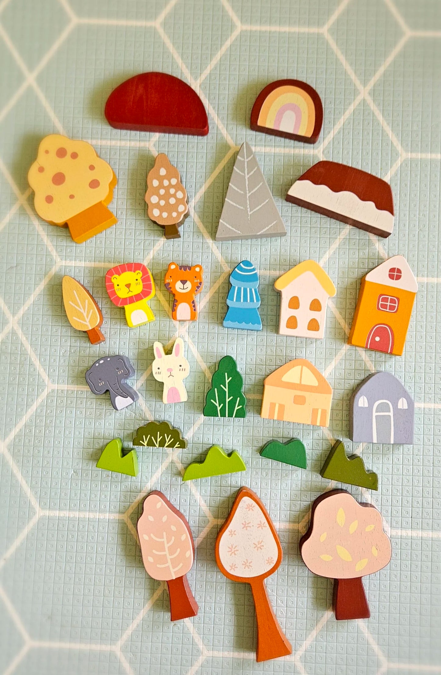 Kindora Wooden Nature Play Set — Montessori Imaginative Learning Toy