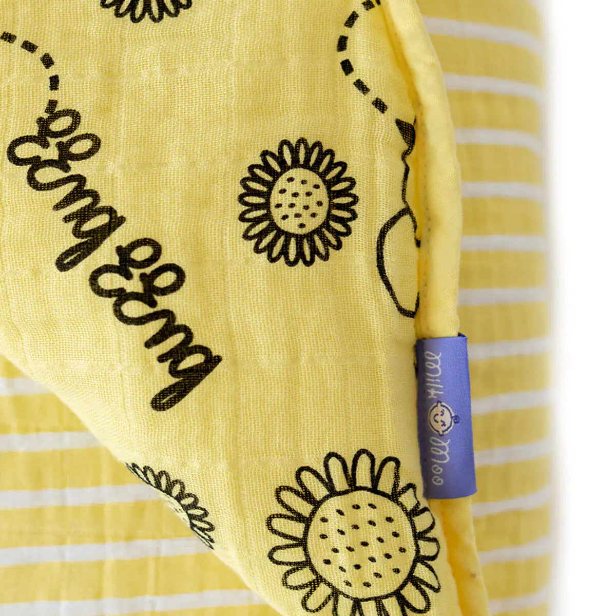 🐝 Buzzy Bee Turkish Cotton Baby Blanket