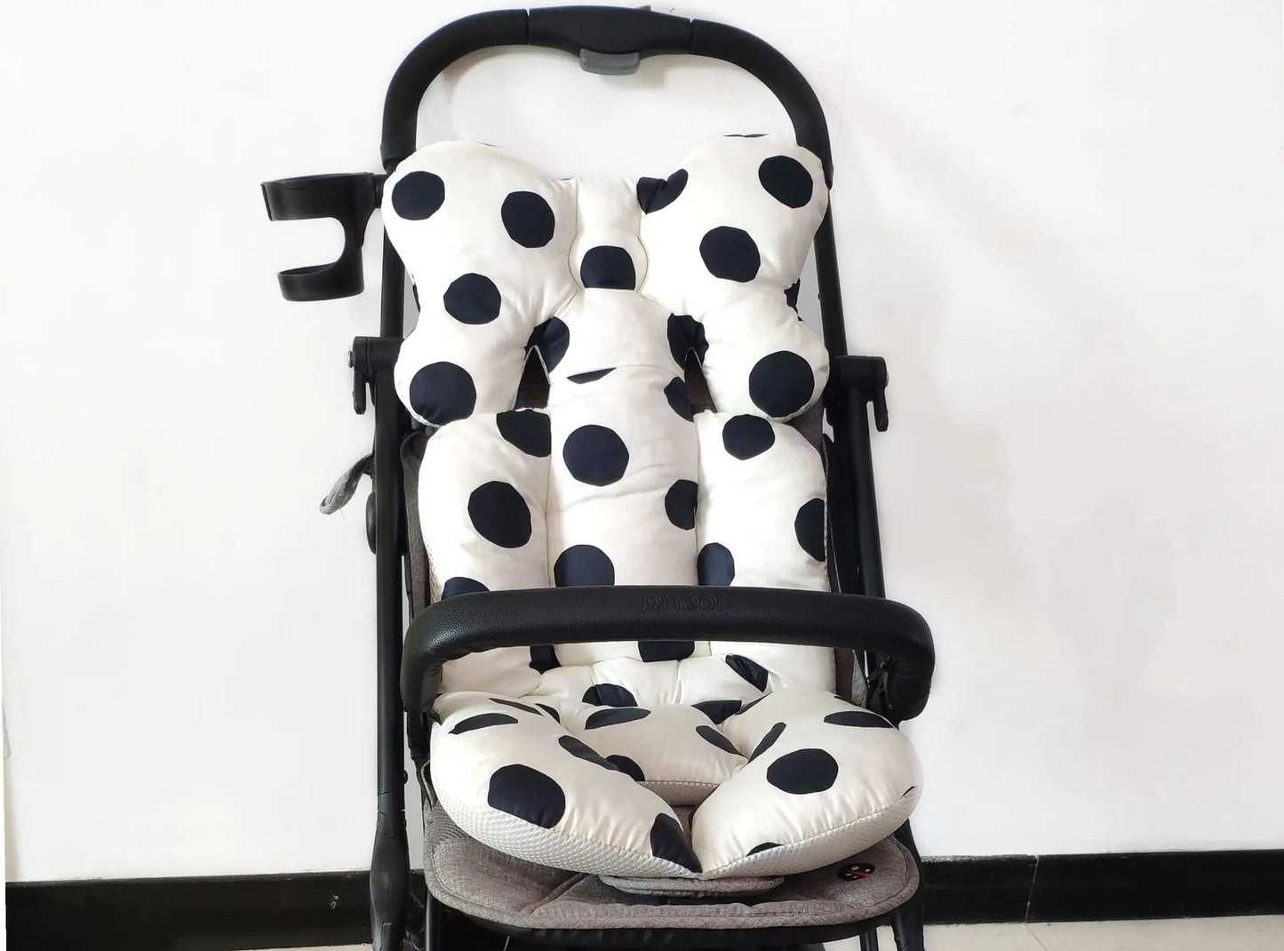 ⭐ Cozy Cotton Cushion for Baby Strollers & High Chairs