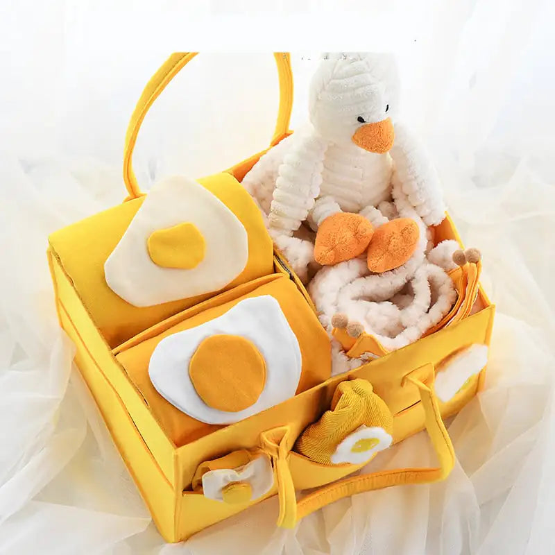 Newborn Gift Box – 14-Piece Baby Essentials & Keepsake Set 🎁