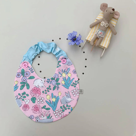Soft Cotton Baby Bib with Elastic Neckband – Swan Print